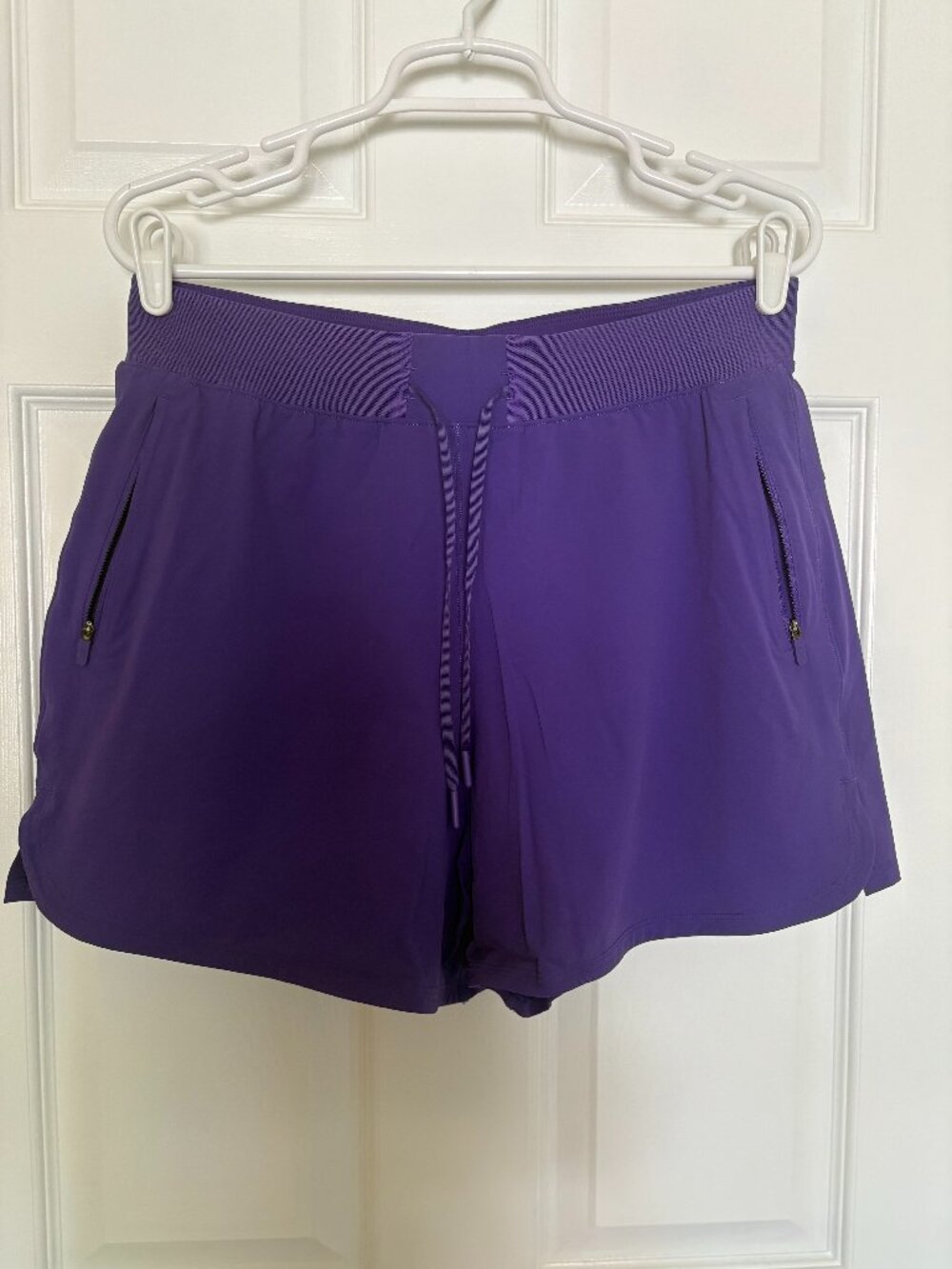 lululemon License to Train Short (Women's) Petrol Purple size 10 - Picture 2 of 4